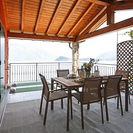 Serenity House ميناجيو